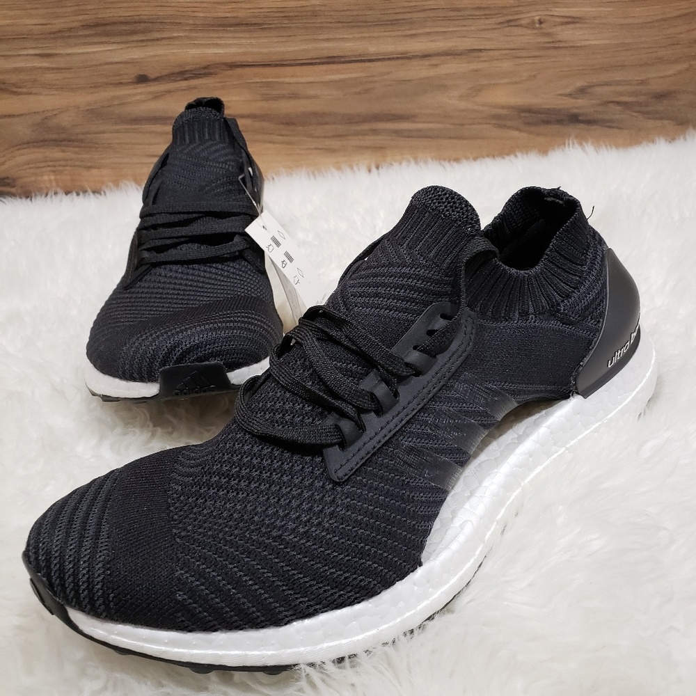 New Adidas Ultraboost Black Running Shoes - Picture 7 of 8